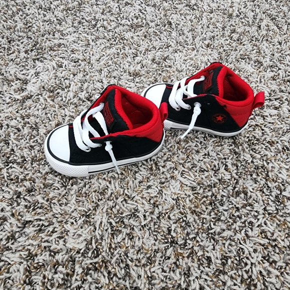 Baby Converse - Picture 6 of 7